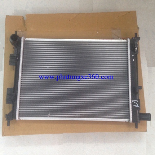 ket nuoc hyundai i10 chinh hang.JPG